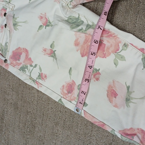 Free People Floral Jeans - Picture 13 of 14